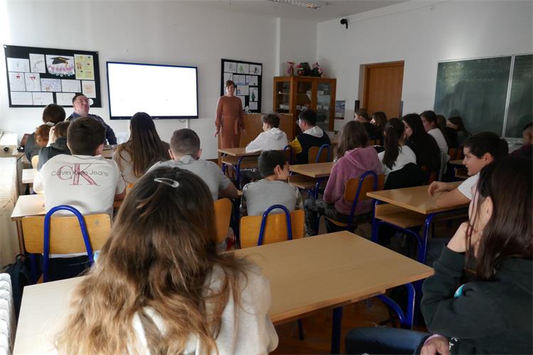 Slika /PU_KK/Vijesti/2025/01/OŠ Novigrad Podravski 7. i 8. razredi - 2.JPG